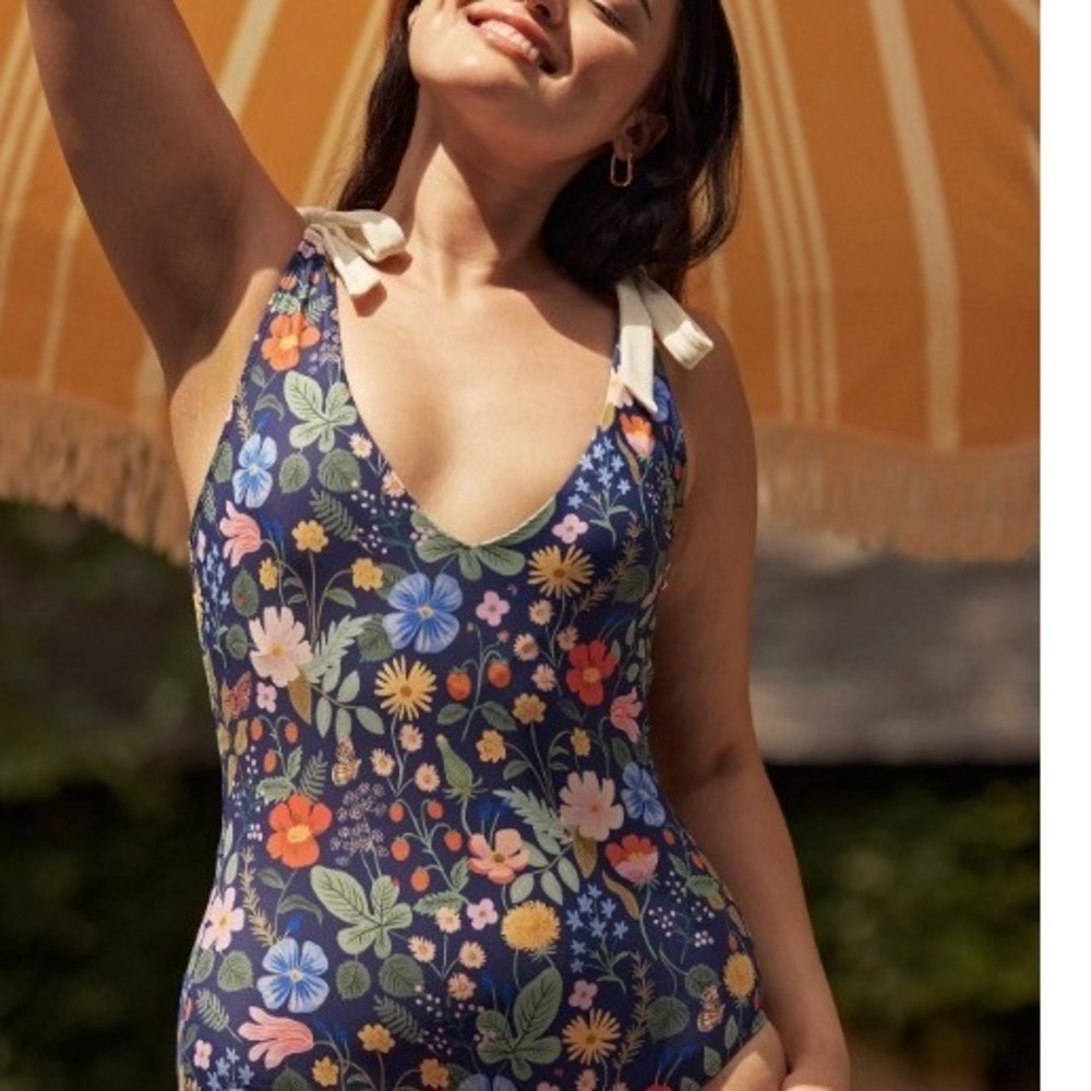 Summersalt Strawberry Fields Deep Sea Tie Backflip One-Piece Swimsuit Size 8